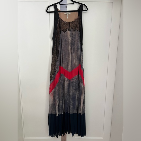 BCBG pleated lace blue black and coral evening dress - Picture 2 of 13